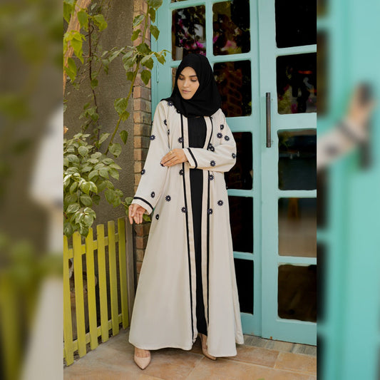 Kasra e Hoor Abaya with Hijab