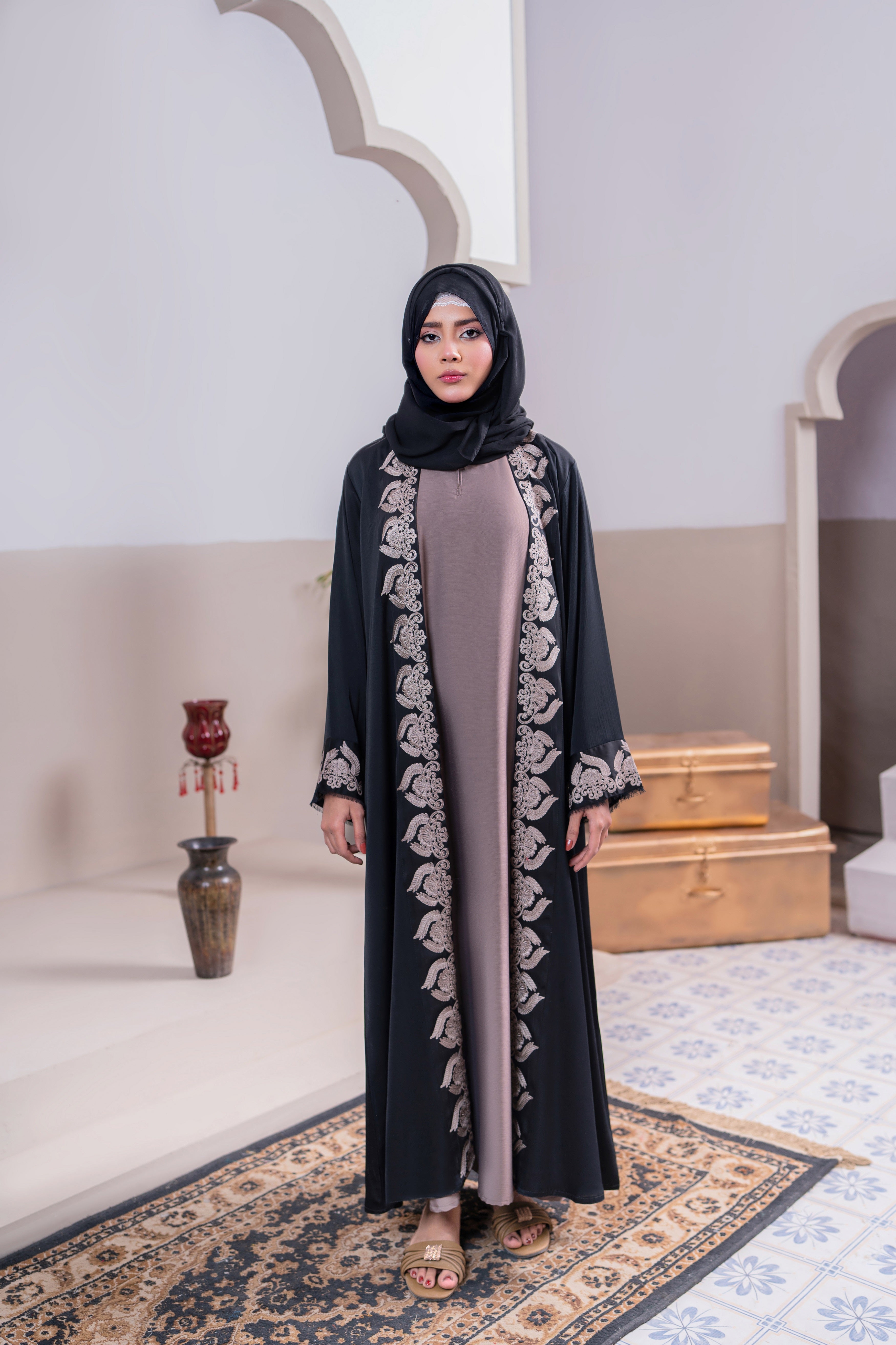 Rimsha Embroidered Abaya – Elif Nur